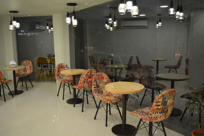 Imagen del bar/restaurante del Hotel The Red Velvet. Foto 3