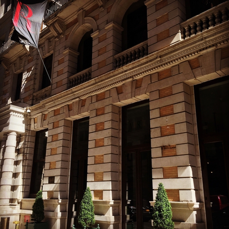 Imagen de la habitación del Hotel The Redbury New York. Foto 9