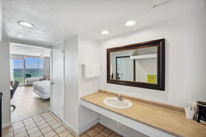 Imagen general del Hotel The Reef At Seahaven Beach Resorts. Foto 4