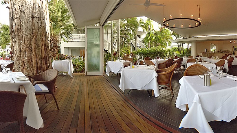 Imagen del bar/restaurante del Hotel The Reef House Adults Retreat. Foto 1