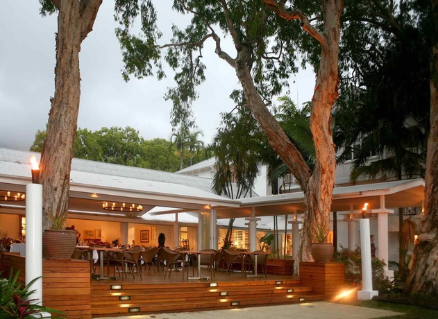 Imagen del bar/restaurante del Hotel The Reef House Adults Retreat. Foto 2