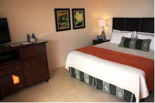Imagen de la habitación del Hotel The Reefs Resort and Club. Foto 2