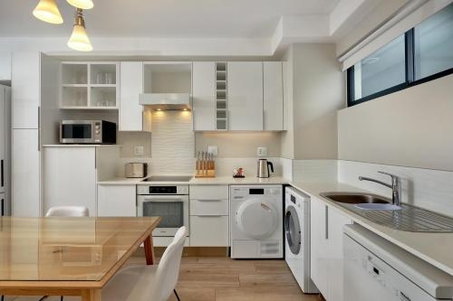 Imagen de la habitación del Hotel The Regency Apartment Menlyn. Foto 6