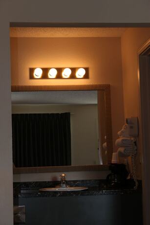 Imagen general del Hotel The Regency Inn. Foto 4