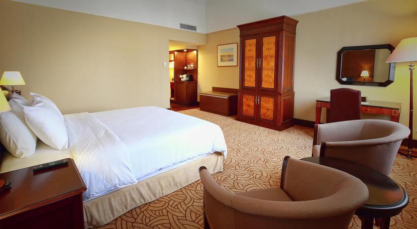 Imagen de la habitación del Hotel The Regency Kuala Lumpur. Foto 2