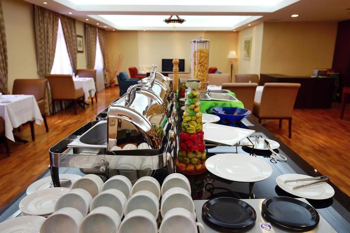 Imagen de los interiores del Hotel The Regency Kuala Lumpur. Foto 10