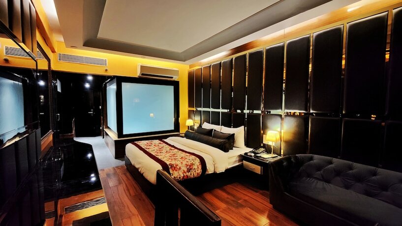 Imagen general del Hotel The Regent Chandigarh. Foto 1