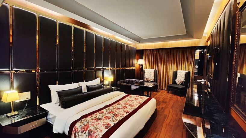 Imagen de la habitación del Hotel The Regent Chandigarh. Foto 16