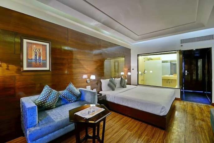 Imagen de la habitación del Hotel The Regent Chandigarh. Foto 19