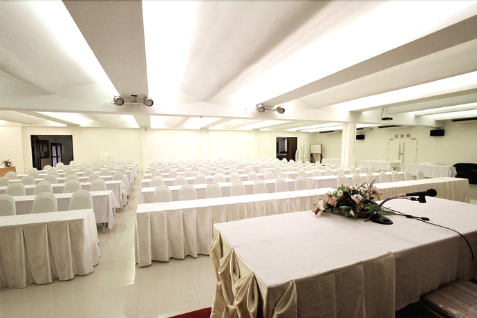 Imagen de los interiores del Hotel The Regent Ubon Hotel. Foto 18