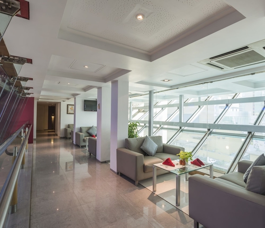 Imagen de los interiores del Hotel The Regenza By Tunga. Foto 15