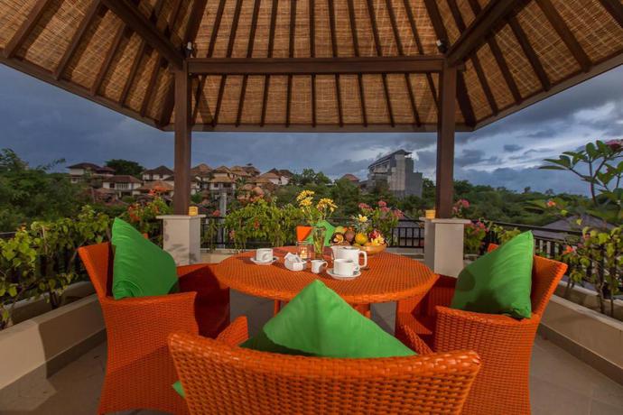 Imagen de la habitación del Hotel The Reika Villas. Foto 5