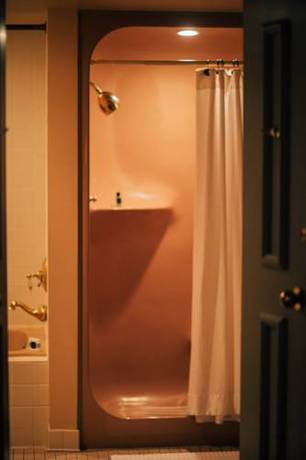 Imagen de la habitación del Hotel The Remington Suite and Spa. Foto 5