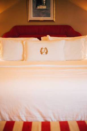 Imagen de la habitación del Hotel The Remington Suite and Spa. Foto 11