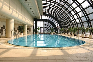 Imagen de la piscina del Hotel The Renaissance Seoul & Resorts. Foto 7