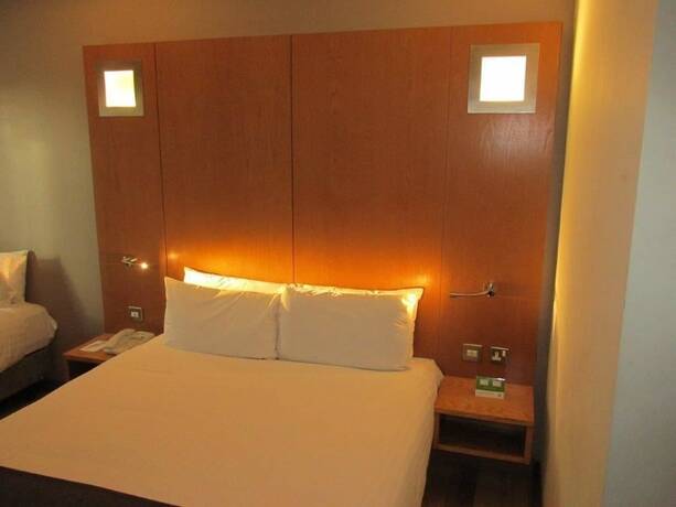 Imagen de la habitación del Hotel The Renishaw. Foto 17