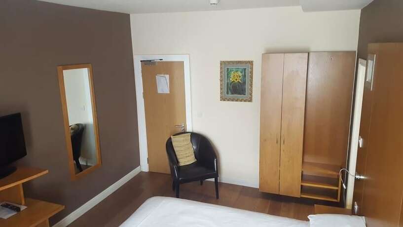 Imagen de la habitación del Hotel The Renishaw. Foto 20