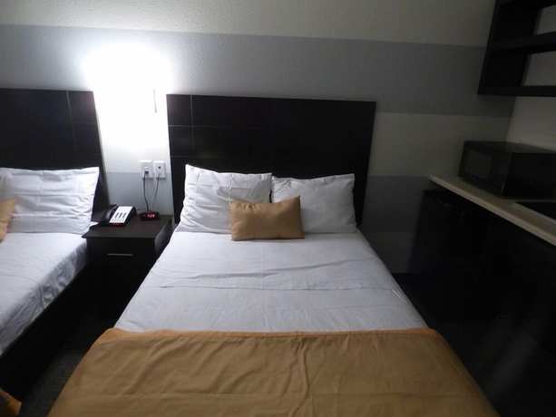 Imagen de la habitación del Hotel The Republic, Big Lake. Foto 9