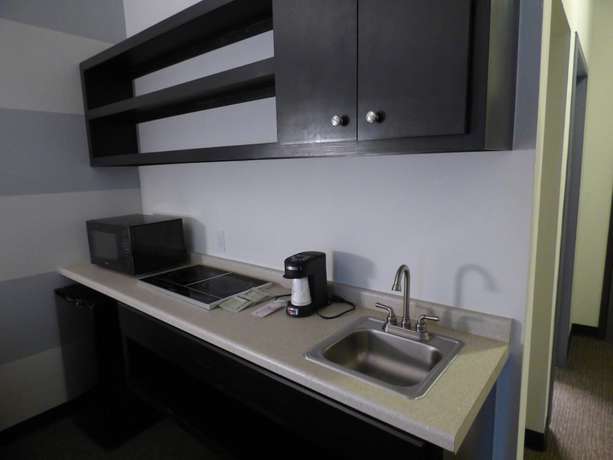 Imagen de la habitación del Hotel The Republic, Big Lake. Foto 10