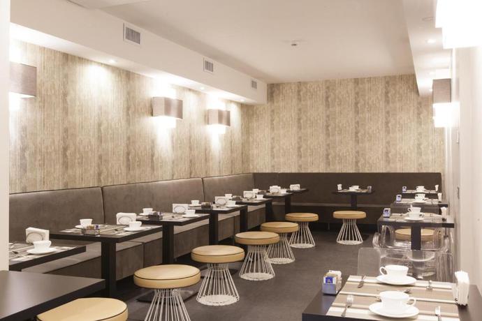 Imagen del bar/restaurante del Hotel The Republic. Foto 2