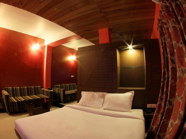 Imagen de la habitación del Hotel The Reserve Gorumara. Foto 14