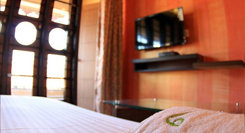 Imagen de la habitación del Hotel The Reserve Gorumara. Foto 36