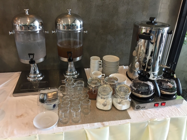 Imagen del bar/restaurante del Hotel The Residence 304 Prachinburi. Foto 4