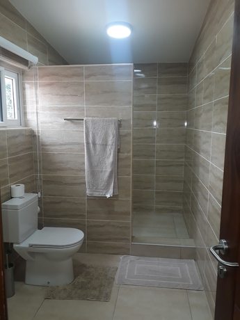 Imagen de la habitación del Hotel The Residence, Achimota. Foto 11