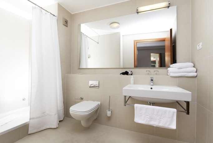 Imagen de la habitación del Hotel The Residence. Foto 8