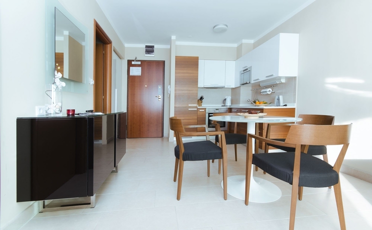 Imagen de la habitación del Hotel The Residence. Foto 10