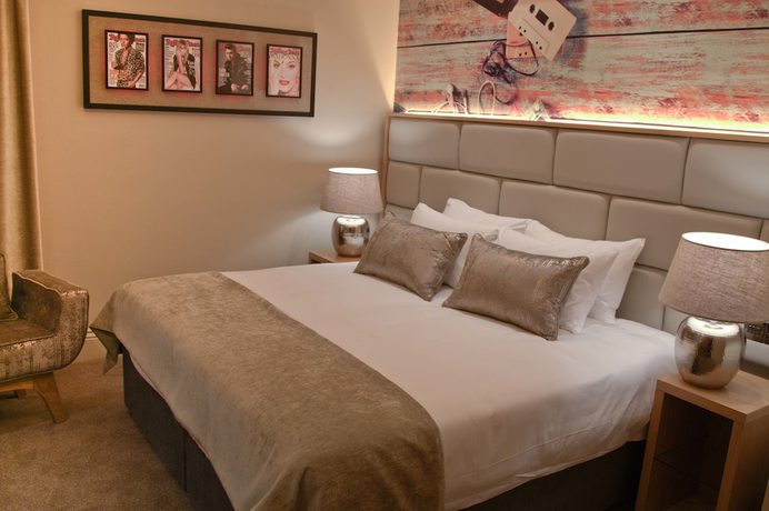 Imagen de la habitación del Hotel The Residence, Galway. Foto 10