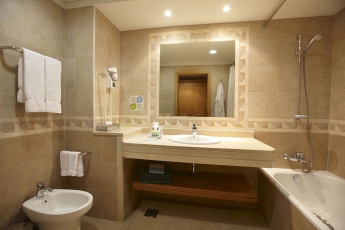 Imagen de la habitación del Hotel The Residence Porto Mare, by PortoBay. Foto 8