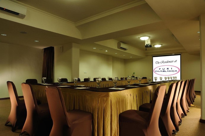 Imagen de los interiores del Hotel The Residences At Puri Casablanca. Foto 11