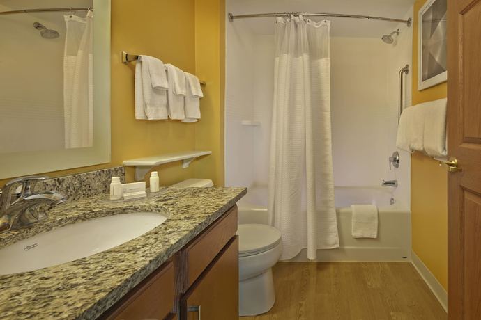 Imagen de la habitación del Hotel The Residences At Tewksbury. Foto 3