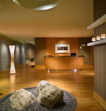 Imagen de los interiores del Hotel The Residences At The Ritz-carlton Jakarta, Pacific Place. Foto 16