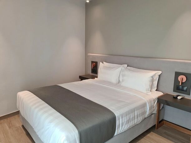 Imagen de la habitación del Hotel The Residences Kalamata. Foto 17