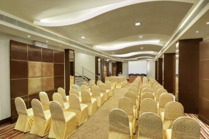 Imagen de los interiores del Hotel The Residency, Chennai. Foto 15