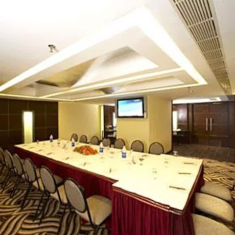 Imagen de los interiores del Hotel The Residency, Chennai. Foto 16