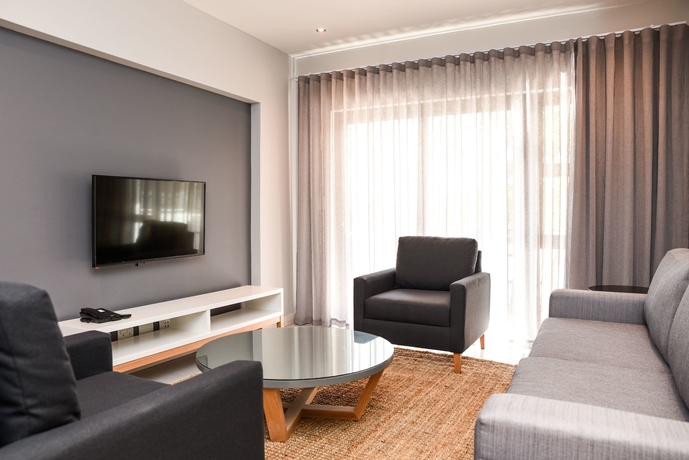 Imagen de los interiores del Hotel The Residency Jellicoe. Foto 18