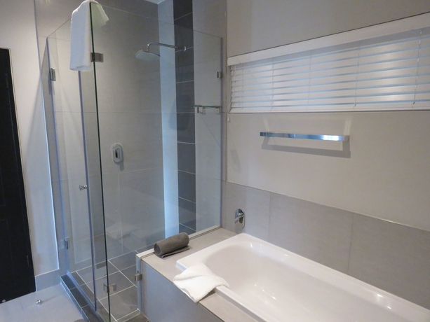 Imagen de la habitación del Hotel The Residency Jellicoe. Foto 11