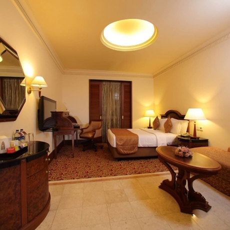 Imagen de la habitación del Hotel The Residency Towers. Foto 5