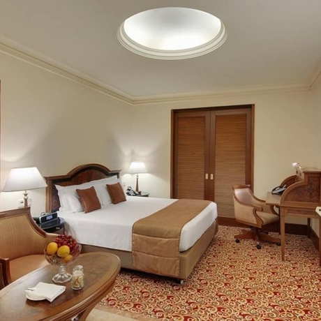 Imagen de la habitación del Hotel The Residency Towers. Foto 14