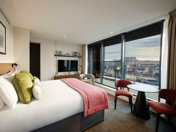 Imagen general del Hotel The Resident Edinburgh. Foto 34