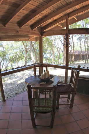 Imagen de los exteriores del Hotel The Resort At Marble Hill. Foto 11