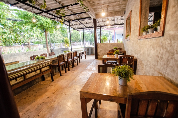 Imagen de los interiores del Hotel The Rest. Foto 19