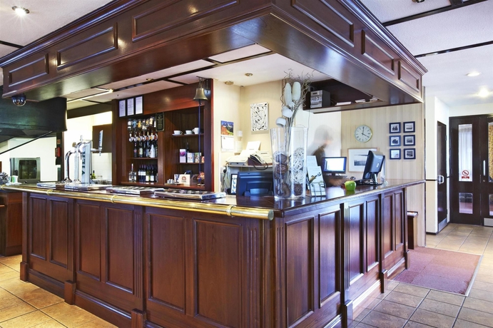 Imagen del bar/restaurante del Hotel The Reston Hotel, Part of AG Collection. Foto 6