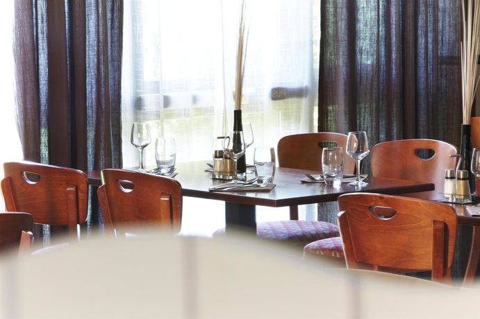 Imagen del bar/restaurante del Hotel The Reston Hotel, Part of AG Collection. Foto 10