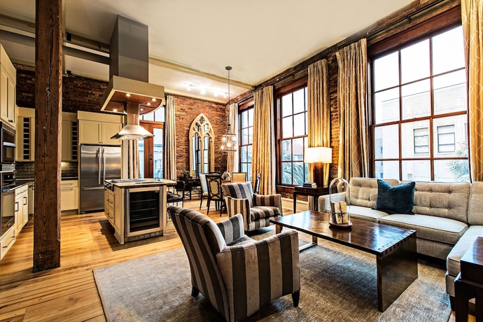 Imagen de la habitación del Hotel The Restoration. Foto 3