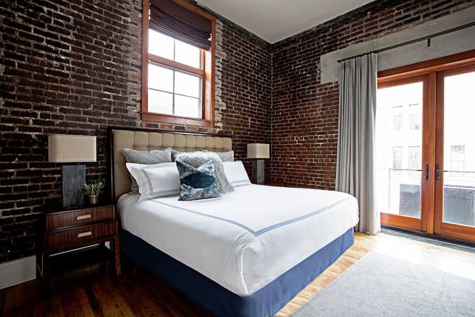 Imagen de la habitación del Hotel The Restoration. Foto 5