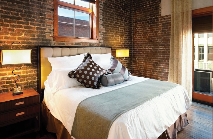 Imagen de la habitación del Hotel The Restoration. Foto 16